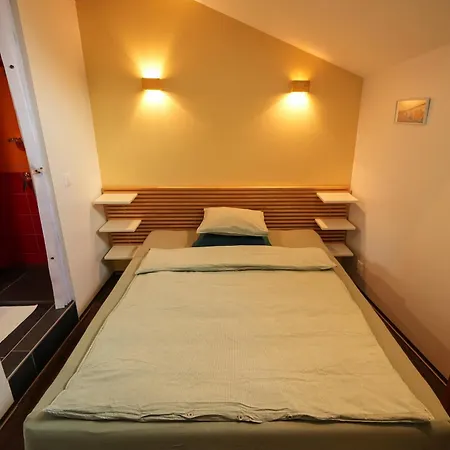 Kapselhotel Dans Ma Bulle *